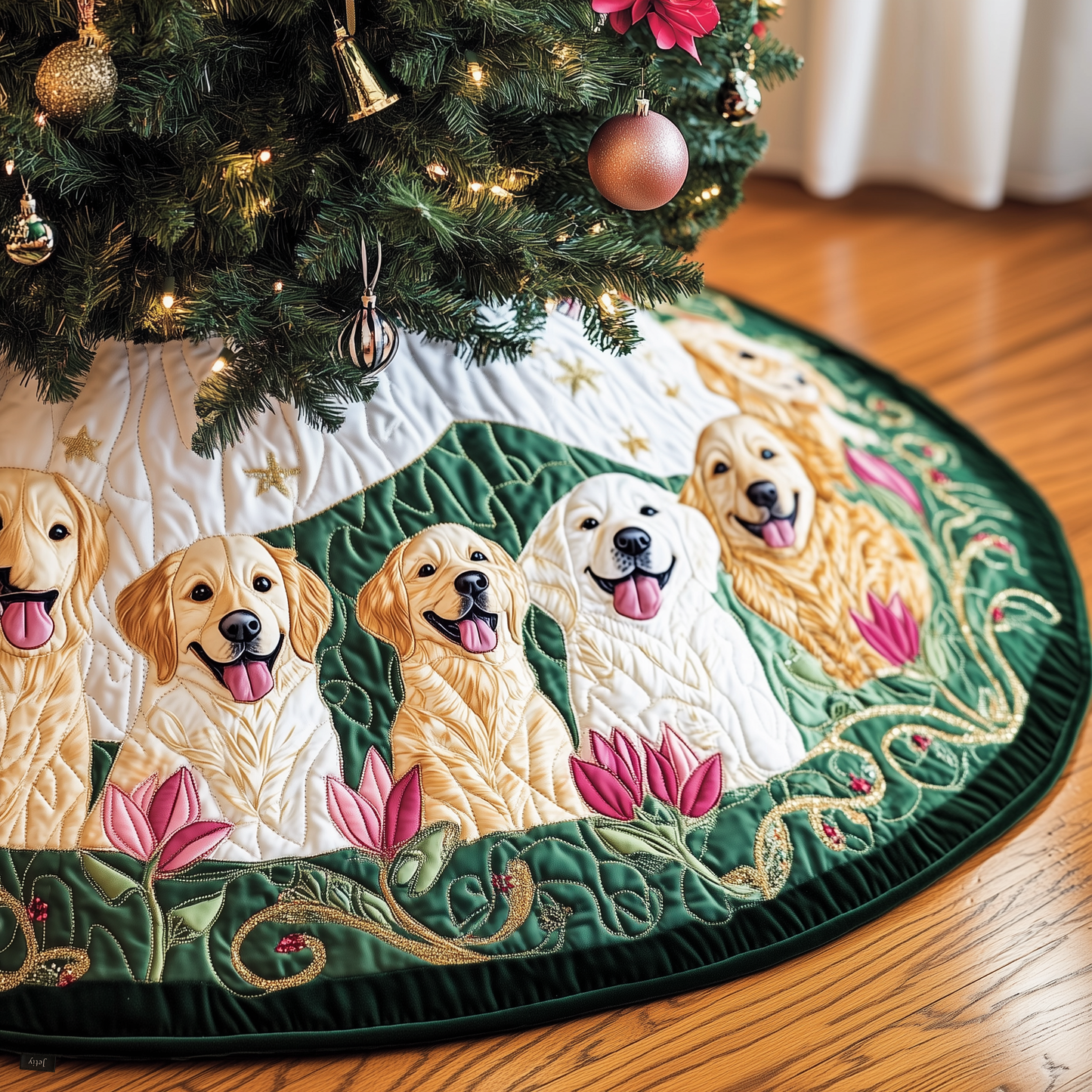 Christmas Tulip Golden Retriever Quilted Tree Skirt GFTOAB537