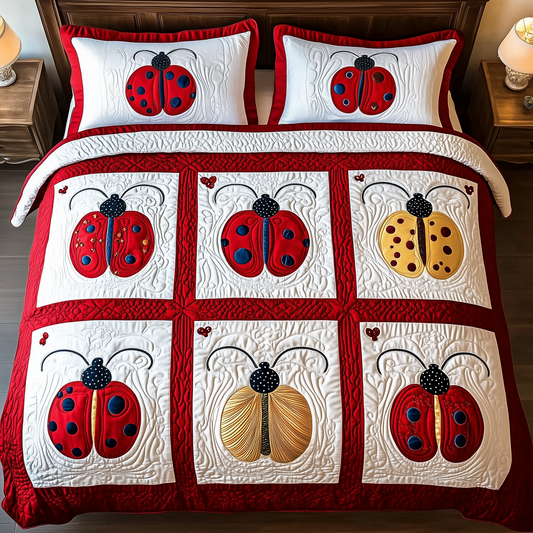 Red Ladybug 3-Piece Quilted Bedding Set GFTOHD1212