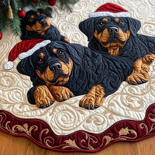 Christmas Rottweiler Quilted Tree Skirt GFTOHD629