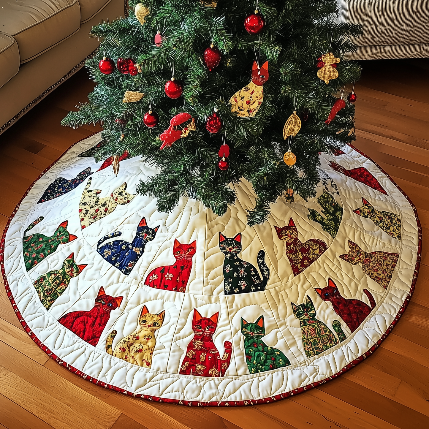 Playful Cat Quilted Tree Skirt GFTONL410