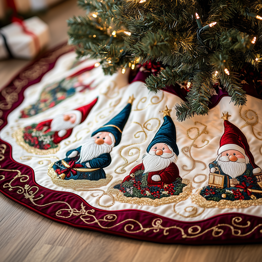 Cheerful Gnomes Quilted Tree Skirt GFTONL863