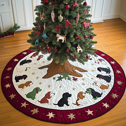 Christmas Beagle Quilted Tree Skirt GFTOTL1011