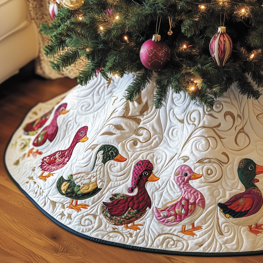 Pink Duck Quilted Tree Skirt GFTOTL1480