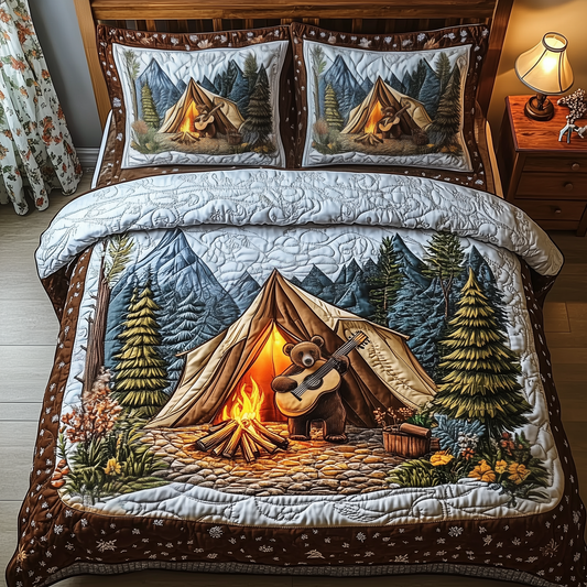 Bear Loves Camping 3-Piece Quilted Bedding Set GFTOTP1400