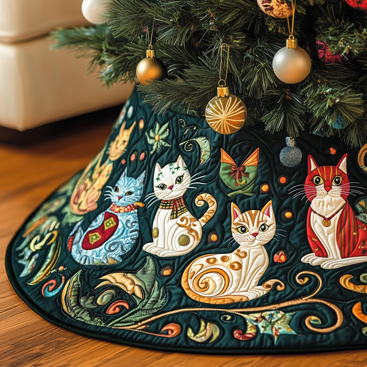 Festive Folk Art Cat Quilted Tree Skirt GFTOTP345